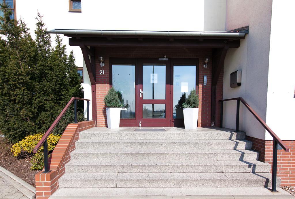 Garni-Hotel An Der Weide Berlim Exterior foto
